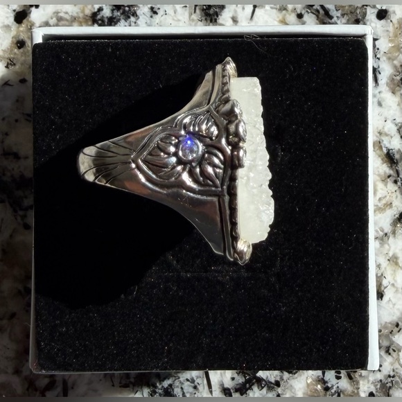 SILPADA “Beauty in the Rough” .925 Sterling Silver Druzy w/CZ Accents_Size 8 - Picture 3 of 8